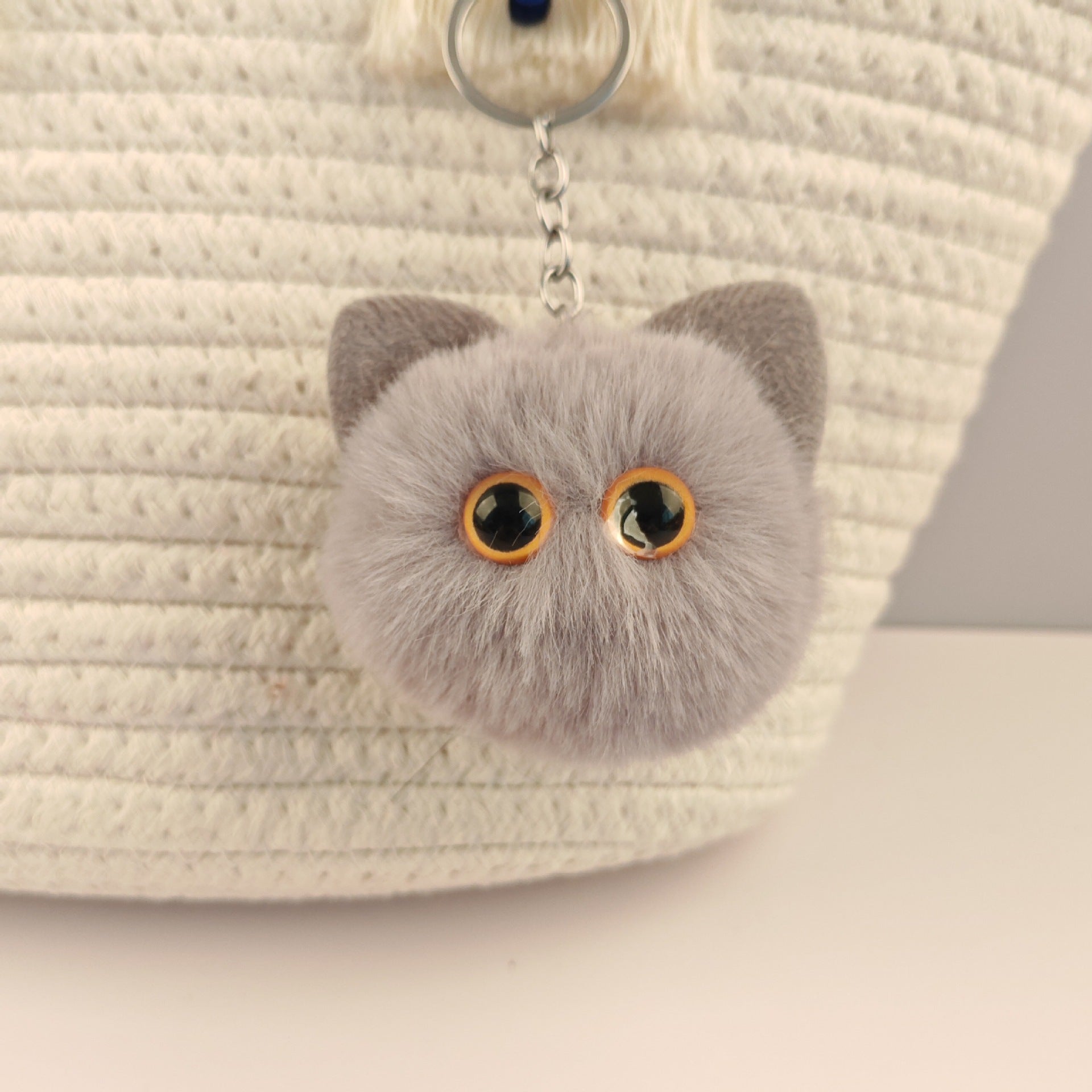 Wholesale  Kitten cartoon fur ball keychain